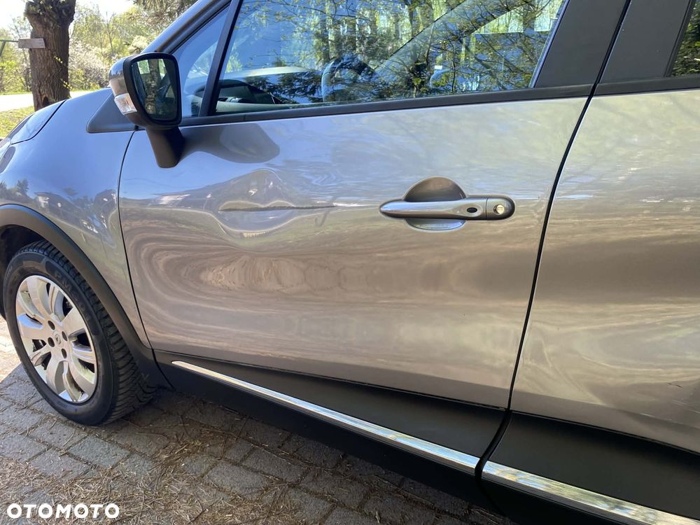Renault Captur - 23