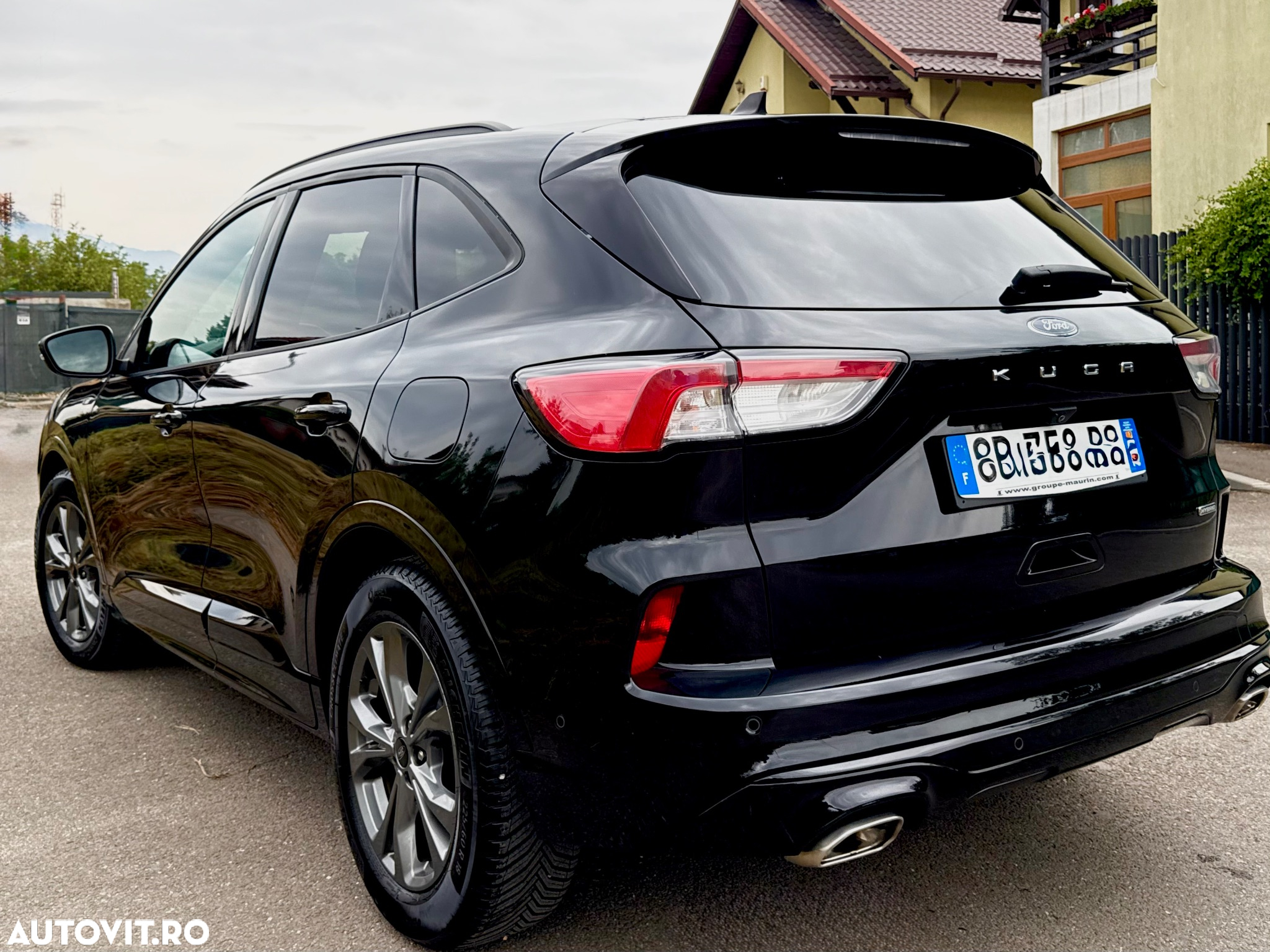 Ford Kuga 2.5 Duratec FHEV ST-LINE - 5