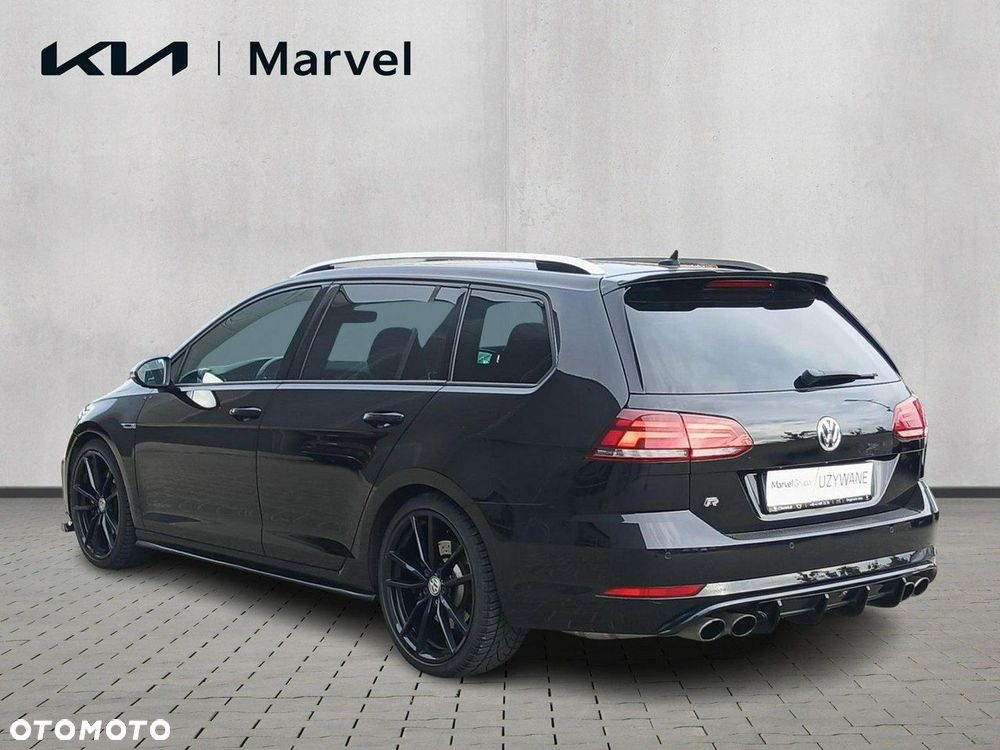 Volkswagen Golf - 3