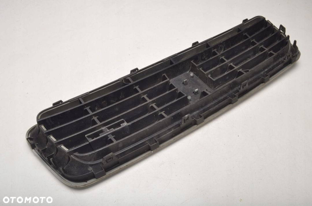VOLVO C30 ATRAPA GRIL GRILL 30657194 RDESIGN - 5