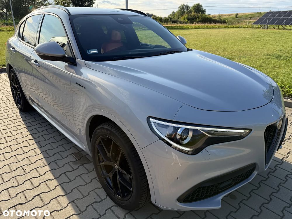 Alfa Romeo Stelvio 2.0 Turbo Veloce Q4 - 12