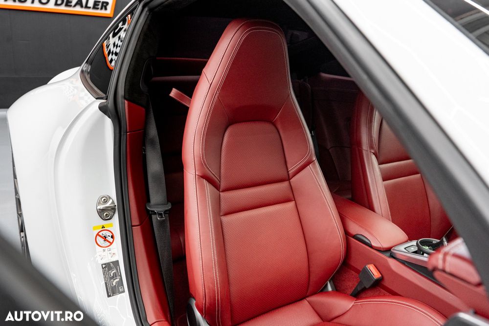 Porsche 911 Carrera 4S PDK - 13