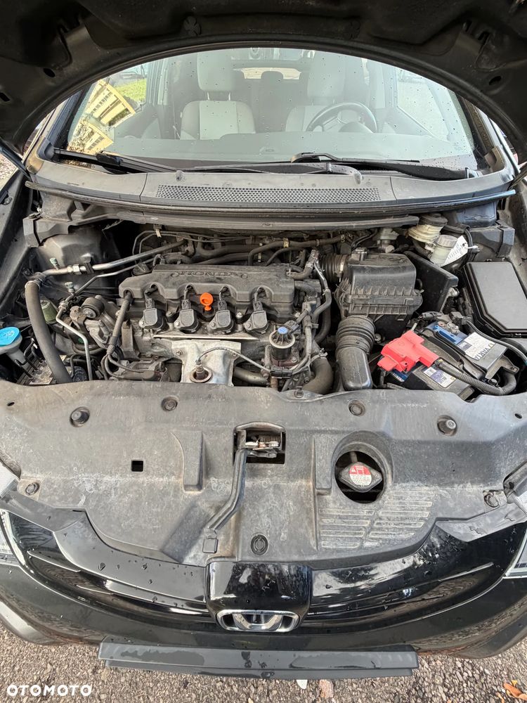 Honda Civic 1.8 i-VTEC Sport - 32