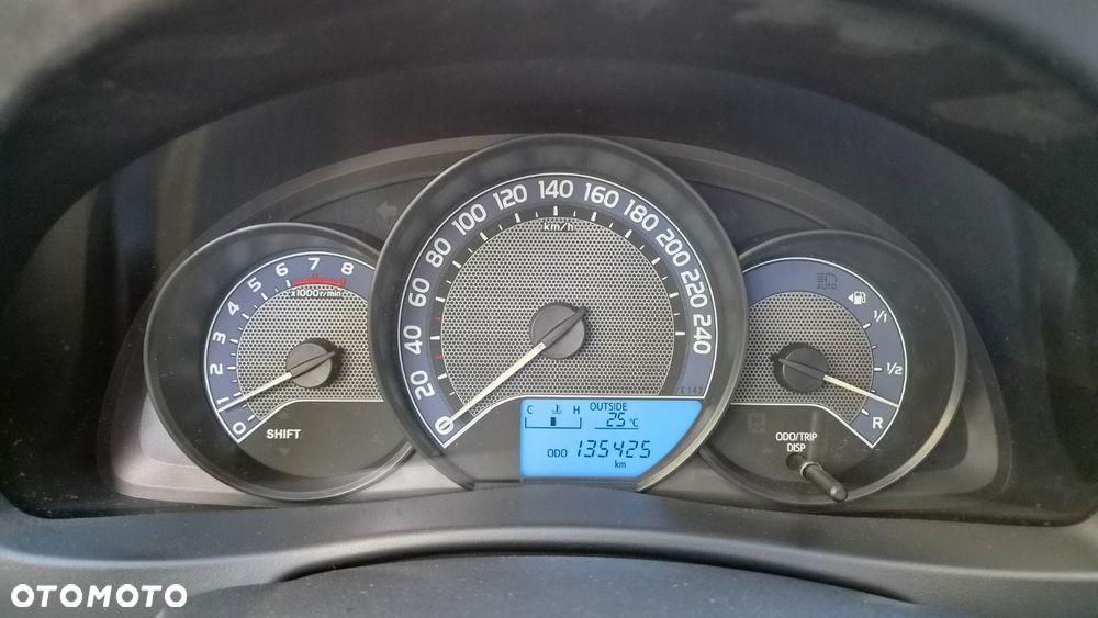 Toyota Auris 1.33 VVT-i Terra - 15