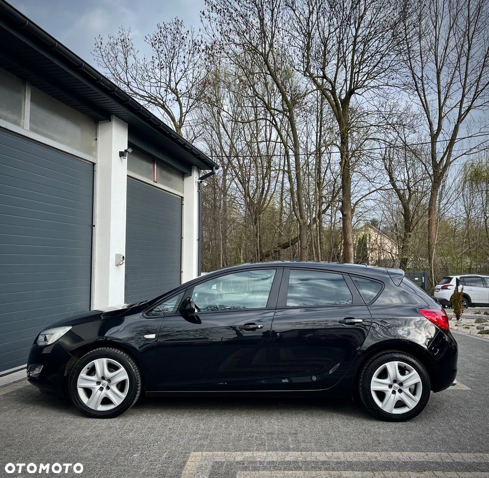 Opel Astra 1.4 T Cosmo EU6 - 5