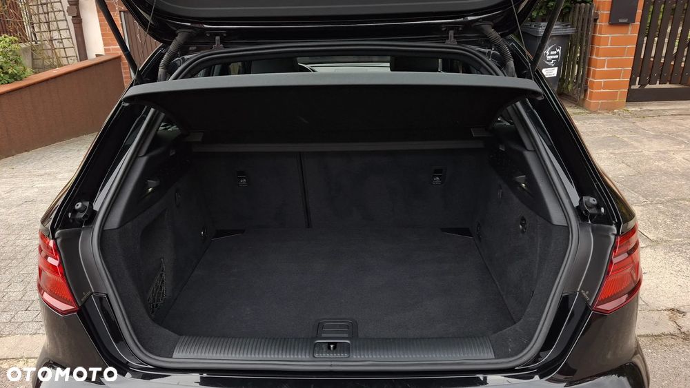 Audi A3 Sportback 2.0 TDI S tronic S line Sportpaket - 28