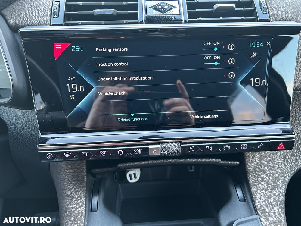 DS Automobiles DS 7 Crossback 1.6 PHeV FWD 225 EAT8 BASTILLE - 12