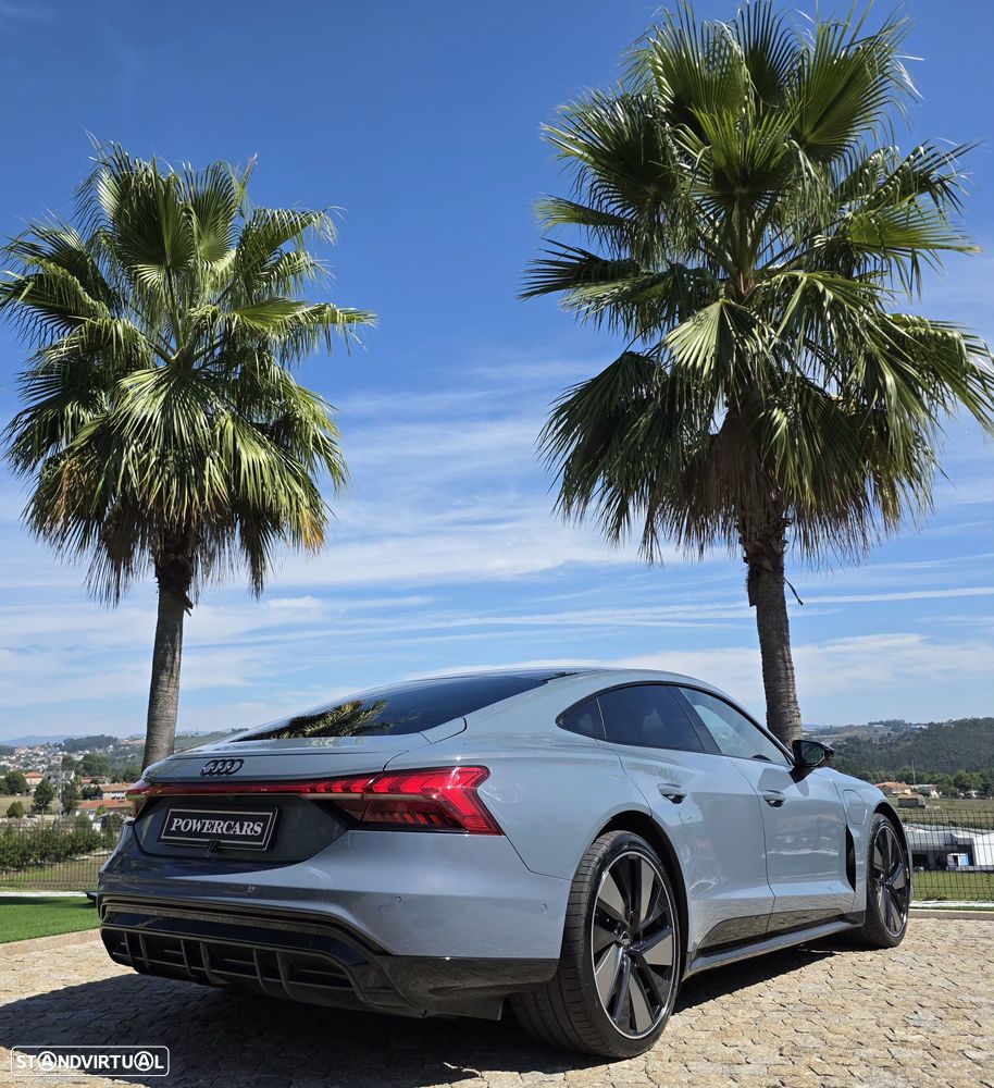 Audi e-tron GT - 13
