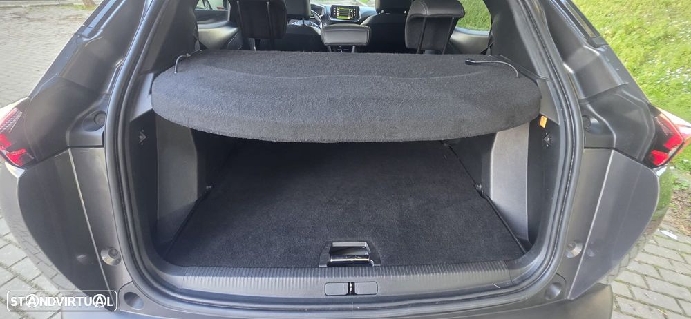 Peugeot 2008 1.5 BlueHDi Allure Pack - 35