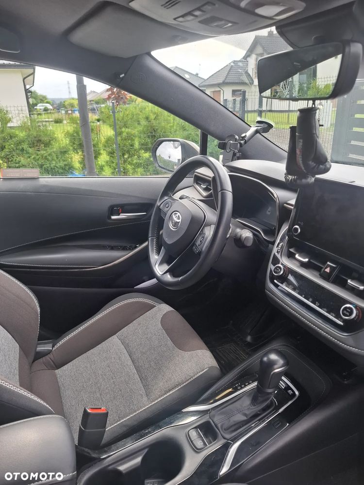 Toyota Corolla 2.0 Hybrid Trek - 6
