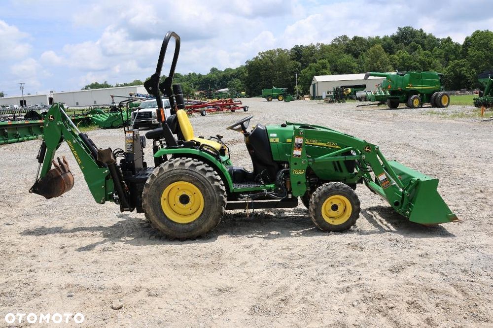John Deere 2520 - 1