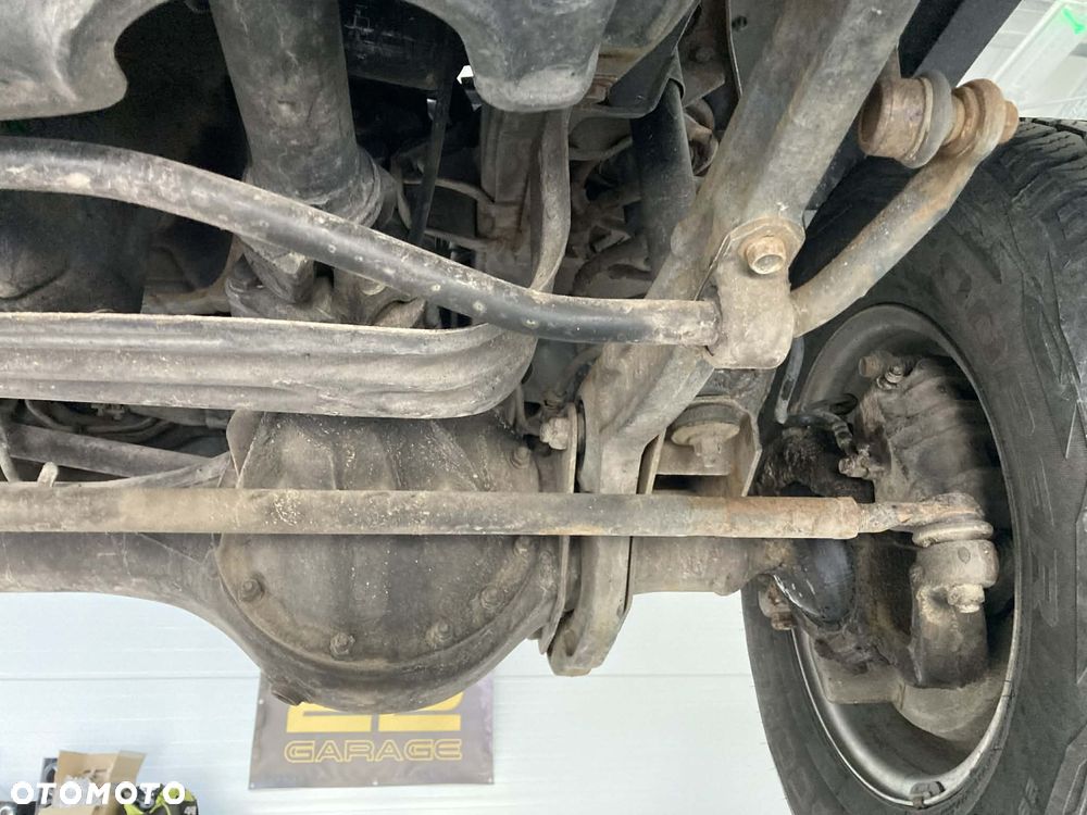 Nissan Patrol 2.8 TDI - 23