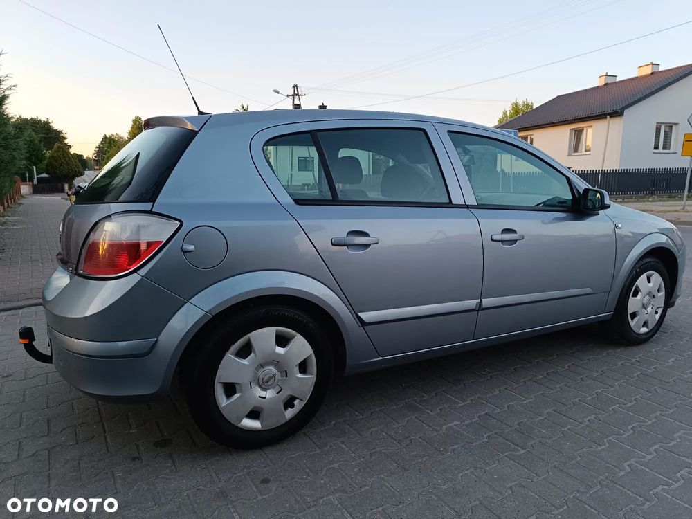 Opel Astra 1.8 Enjoy - 16
