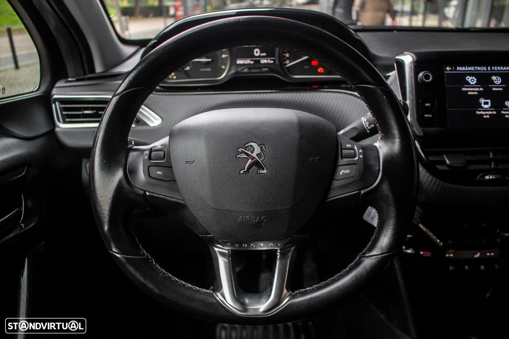 Peugeot 208 1.2 PureTech Active - 13