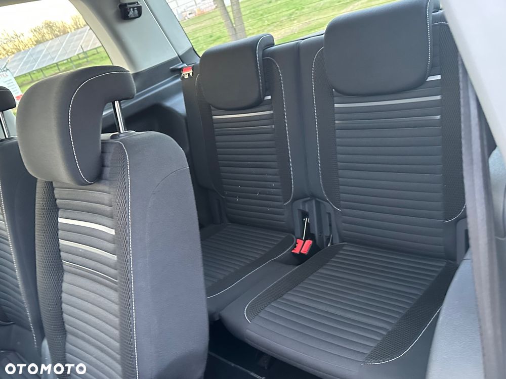 Volkswagen Touran 2.0 TDI DPF Cup - 8