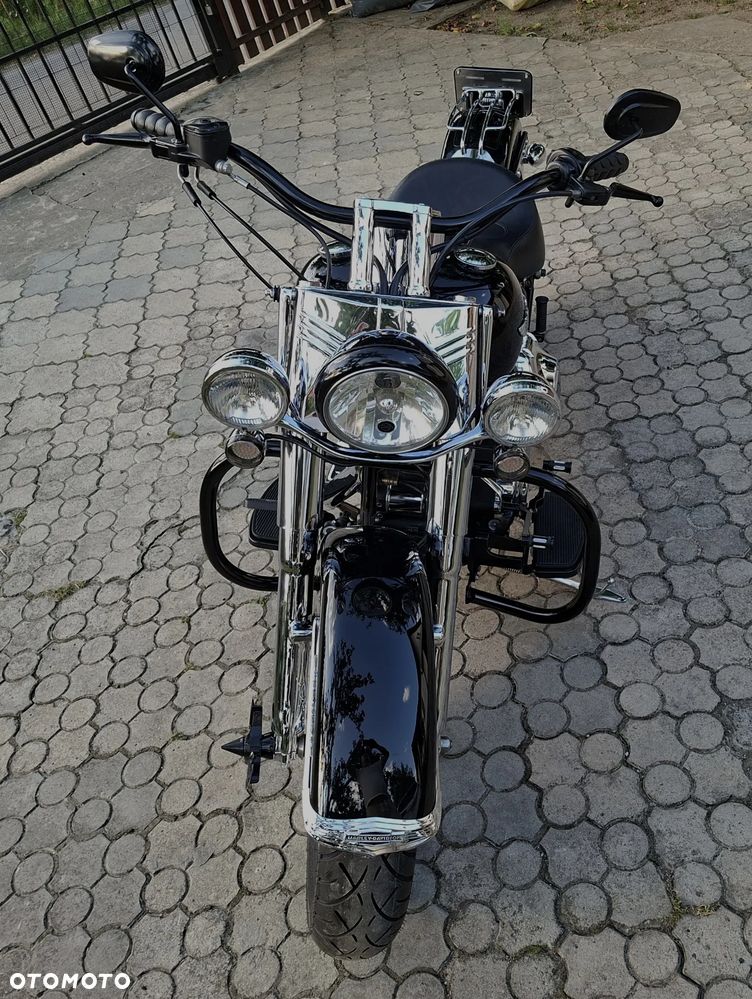 Harley-Davidson Softail Deluxe - 3
