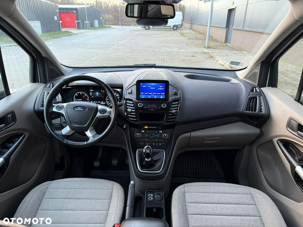 Ford Tourneo Connect Grand - 7