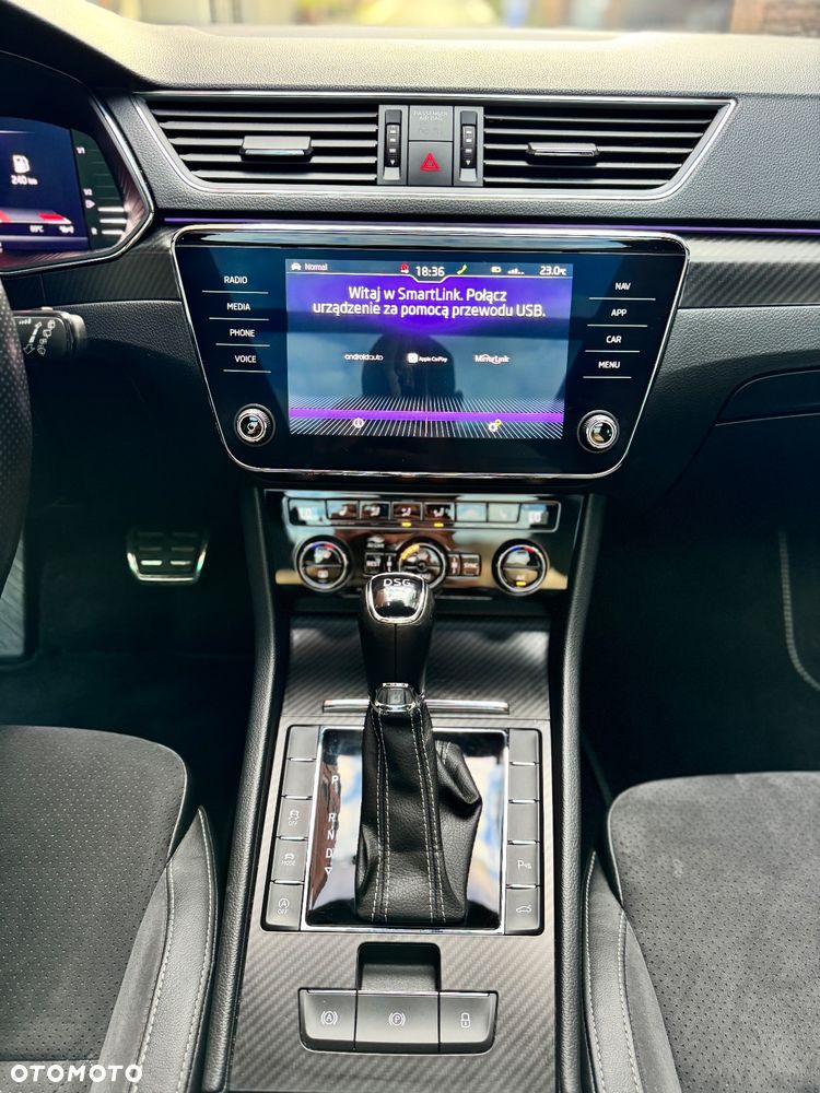Skoda Superb 2.0 TDI SCR Sportline DSG - 37