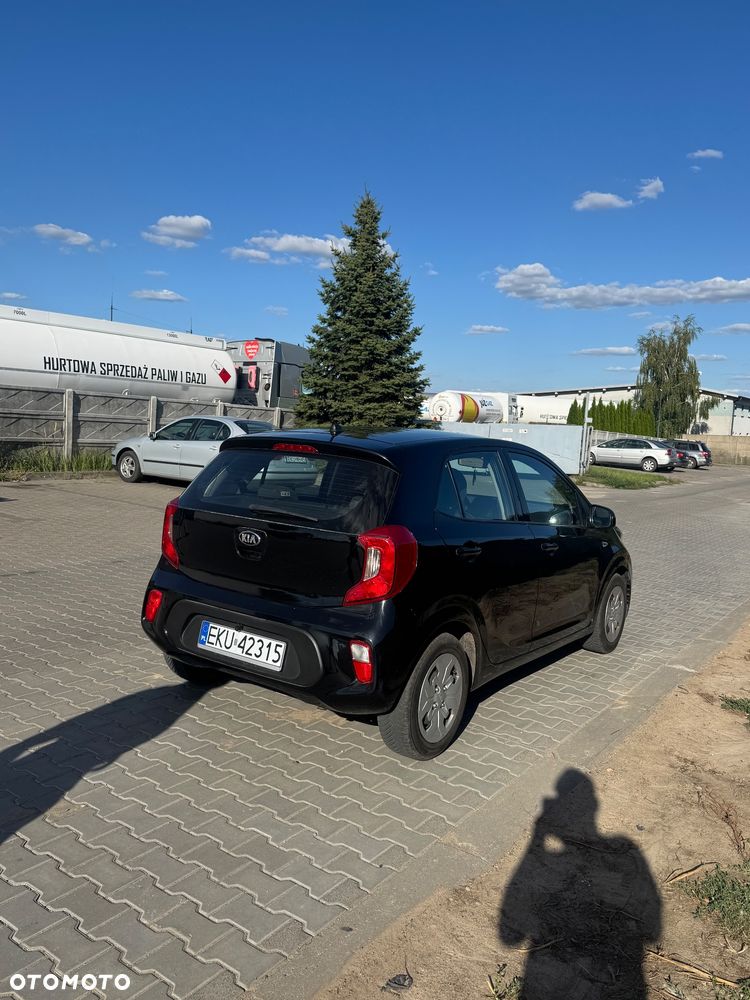 Kia Picanto 1.0 L - 4