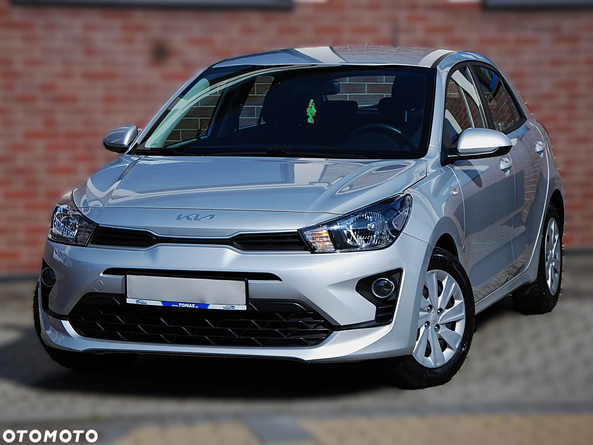 Kia Rio - 8