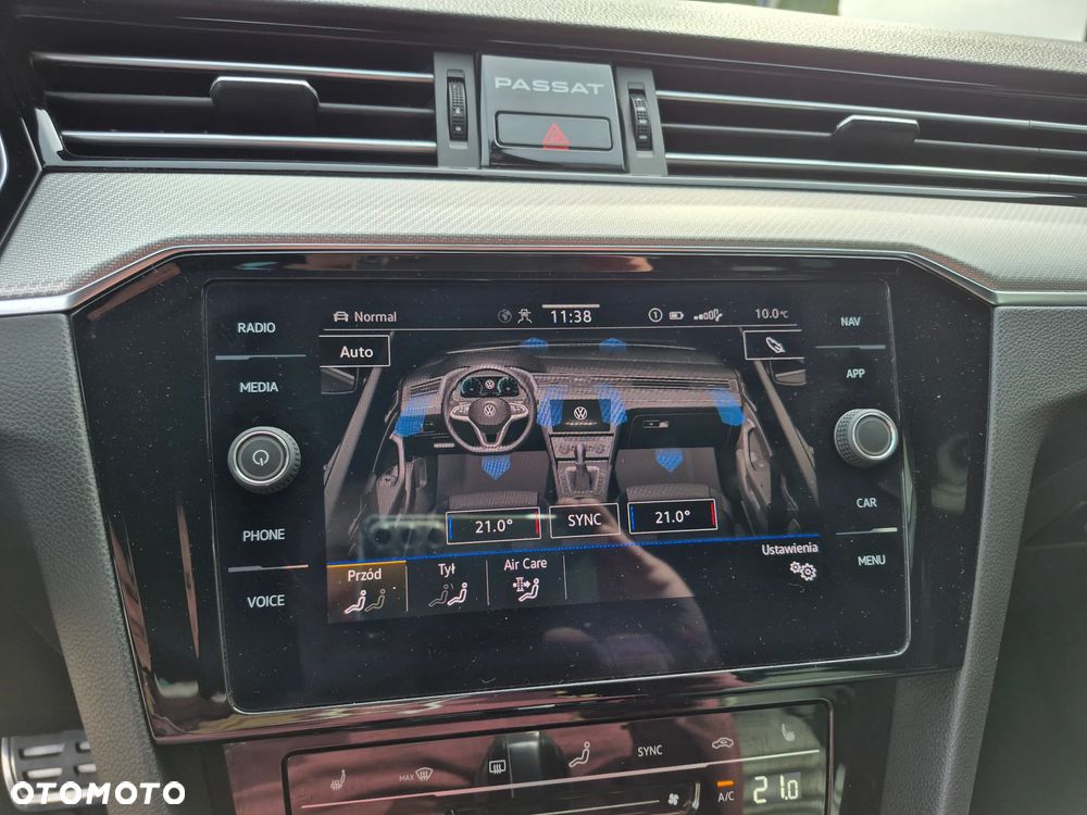 Volkswagen Passat - 14