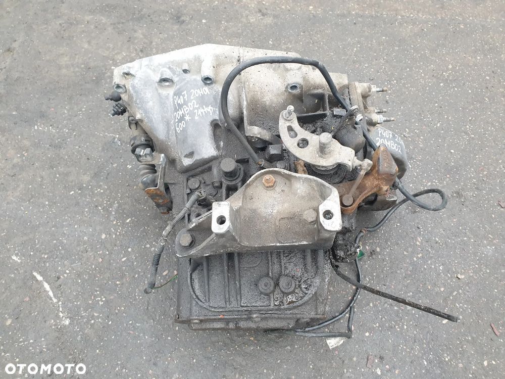 SKRZYNIA BIEGÓW MANUALNA PEUGEOT 407 2.0 HDI 20MB02 - 2