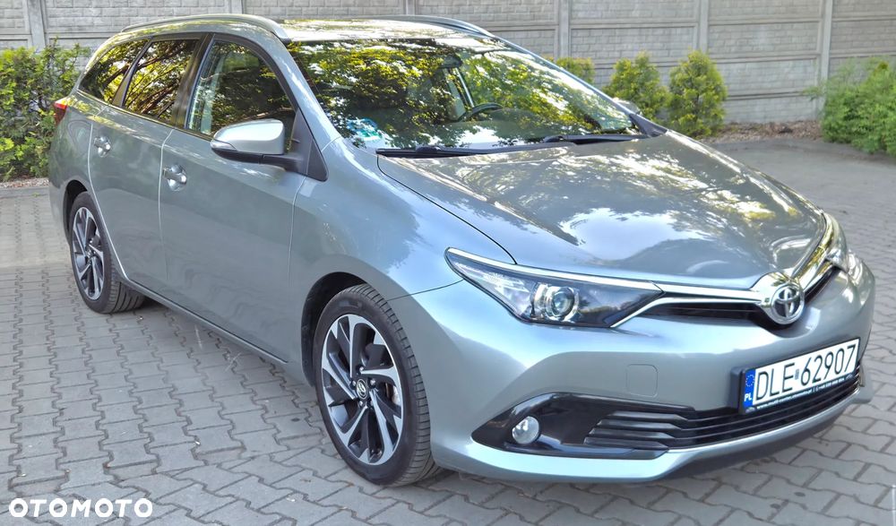 Toyota Auris 1.6 D-4D Edition-S - 17