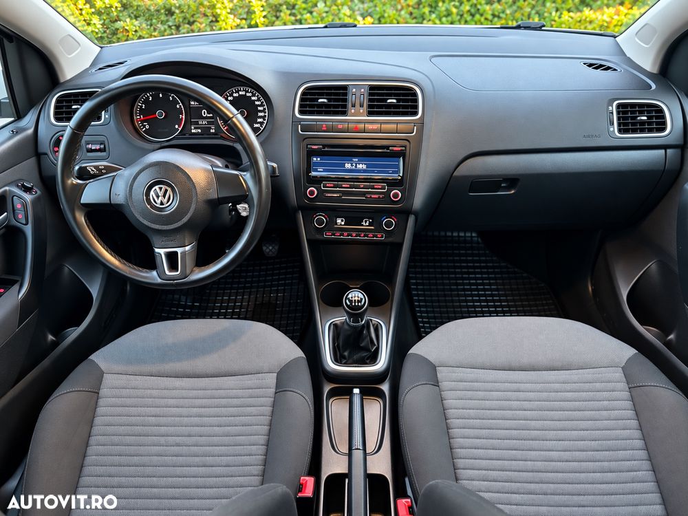 Volkswagen Polo - 5