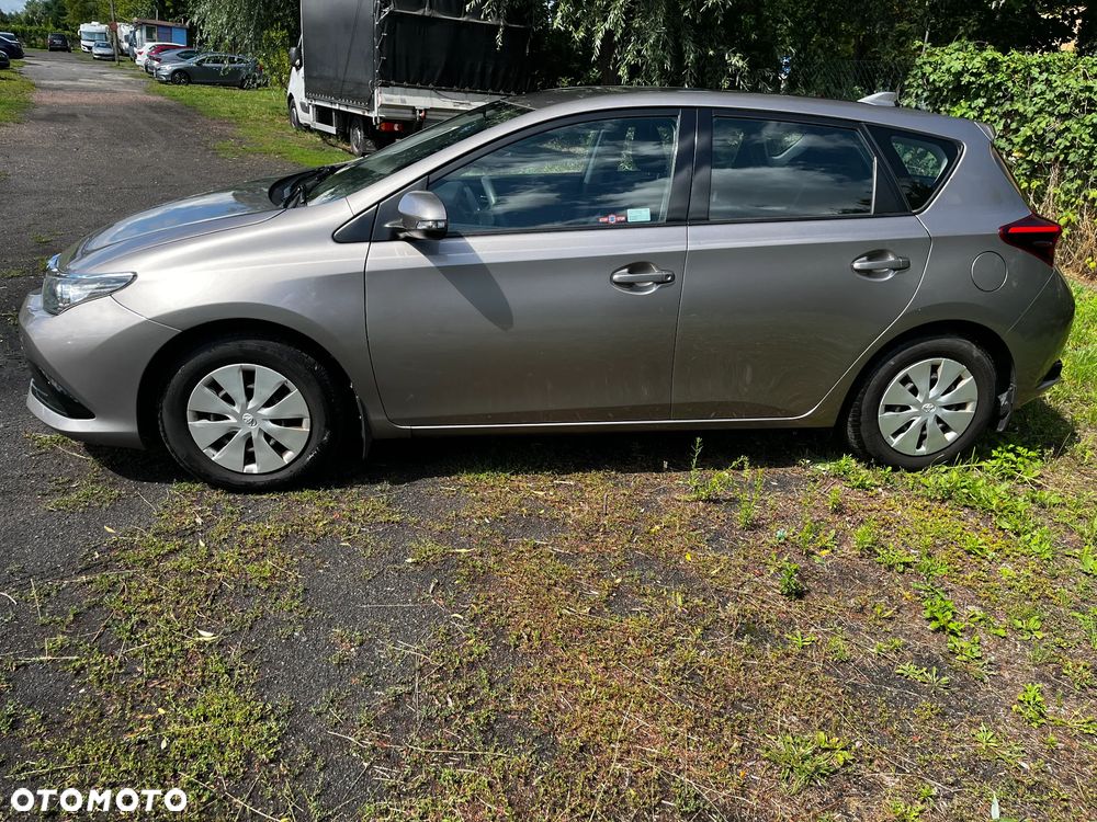 Toyota Auris 1.6 Active - 5