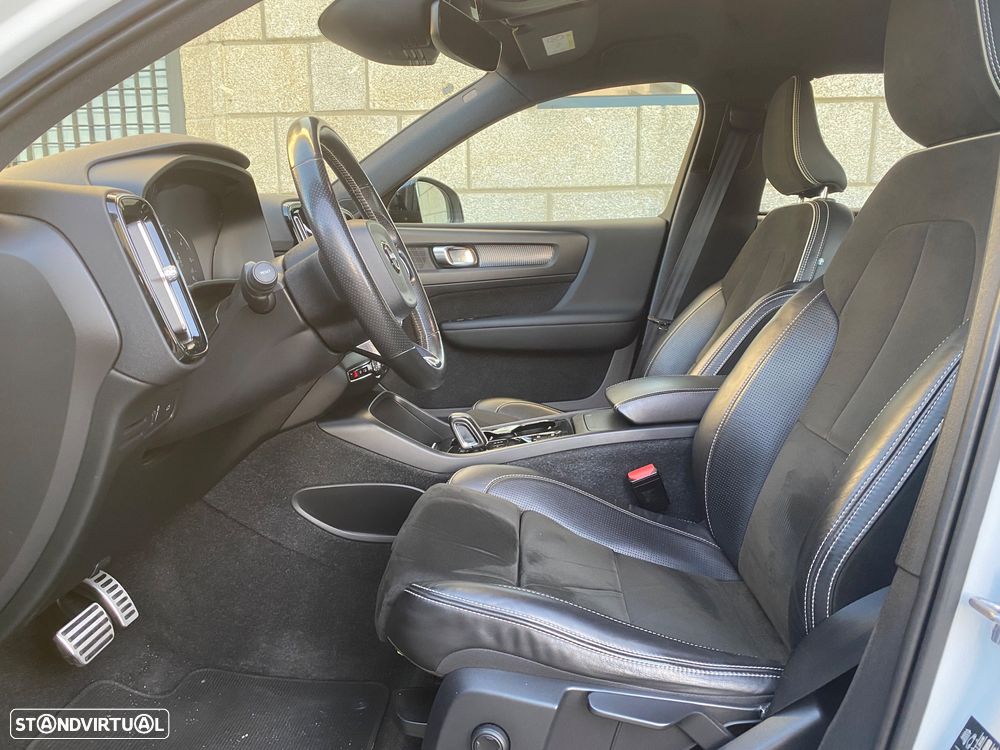 Volvo XC 40 D4 AWD Geartronic R-Design - 10