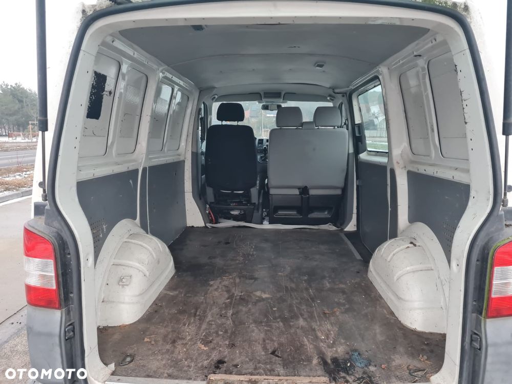 Volkswagen Transporter - 8