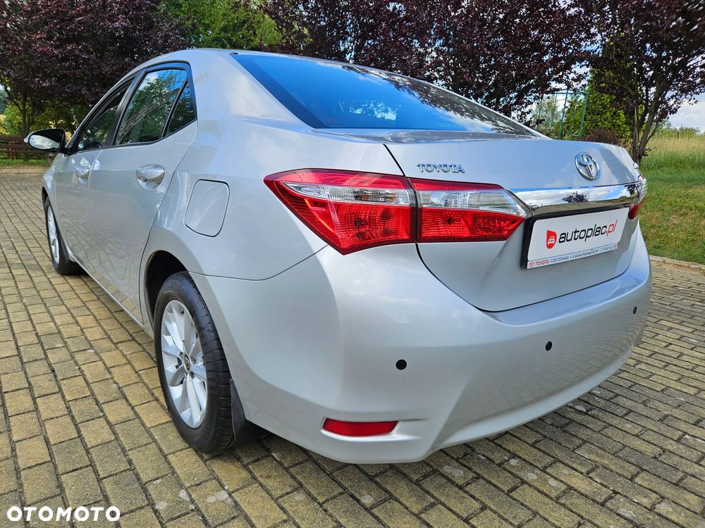 Toyota Corolla 1.4 D-4D Active EU6 - 10