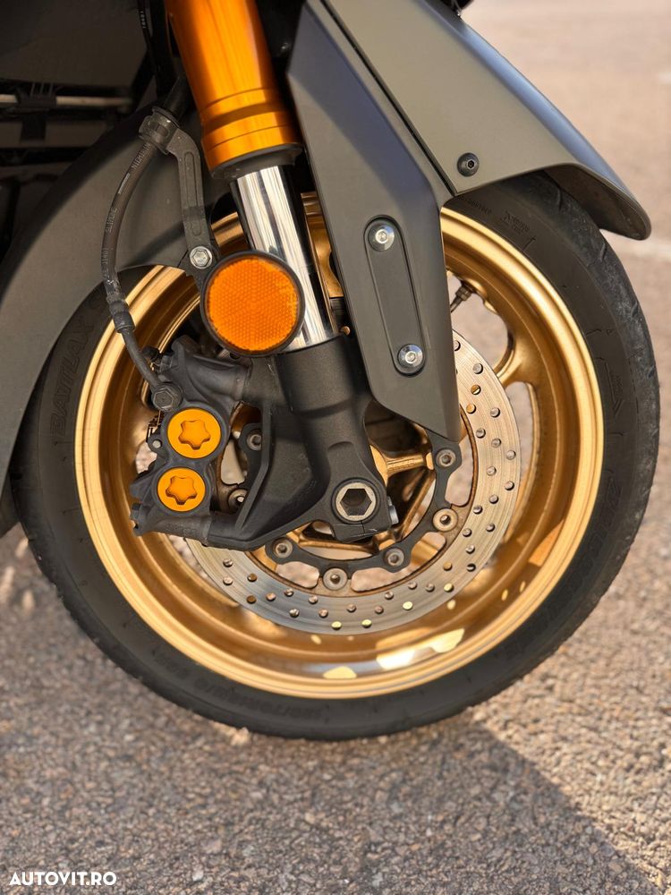 Yamaha TMAX 560 - 2