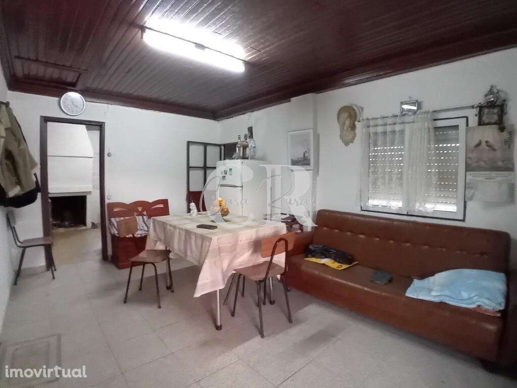 Moradia T3 com terreno pronta a habitar, logradouro e poço de água em - Grande imagem: 4/35