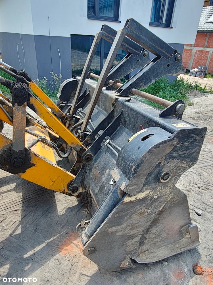 JCB 4CX Eco - 19