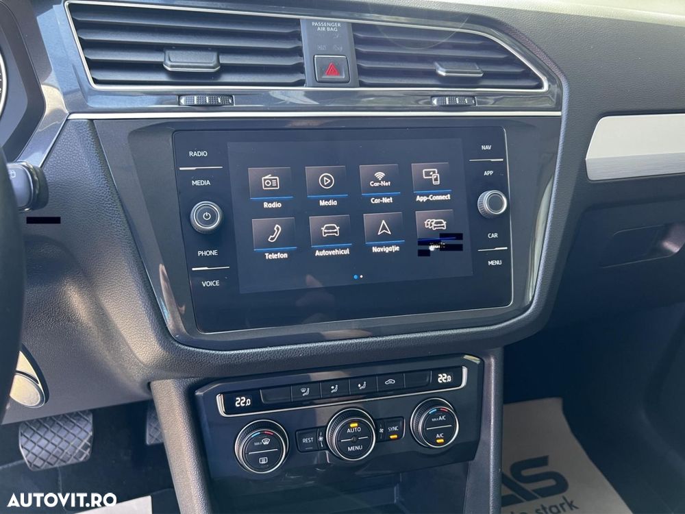 Volkswagen Tiguan 2.0 TDI SCR 4MOTION DSG R-Line - 18