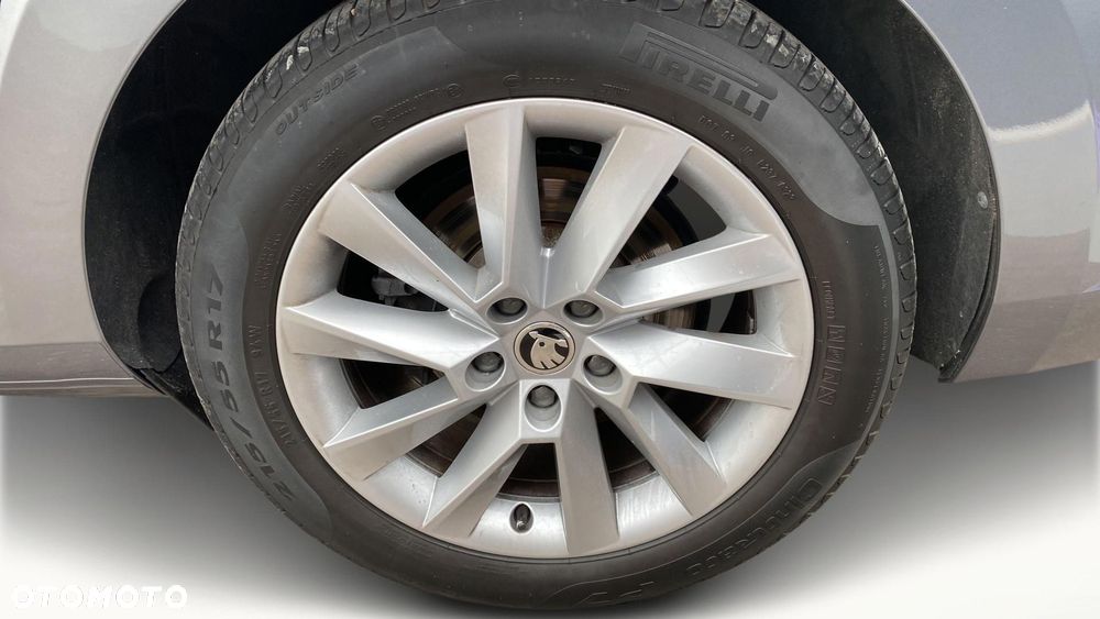 Skoda Superb 2.0 TDI SCR 4x4 Style DSG - 15