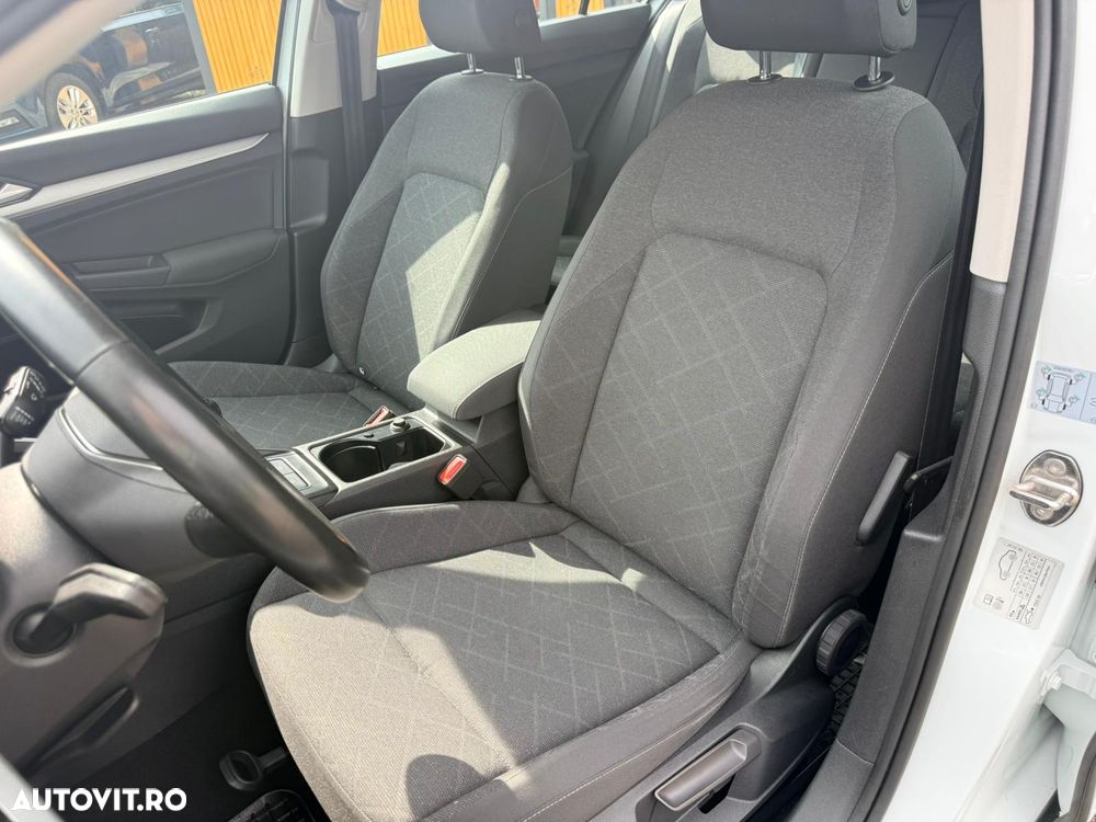 VOLKSWAGEN Golf 2022 — imagine 19