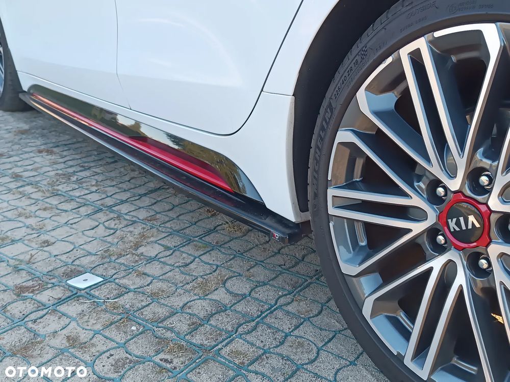 Kia ProCeed 1.6 T-GDI GT DCT - 10