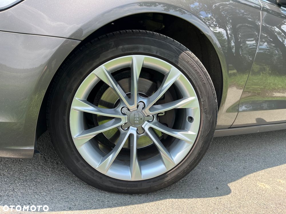 Audi A6 Avant 2.0 TDI ultra S tronic - 32