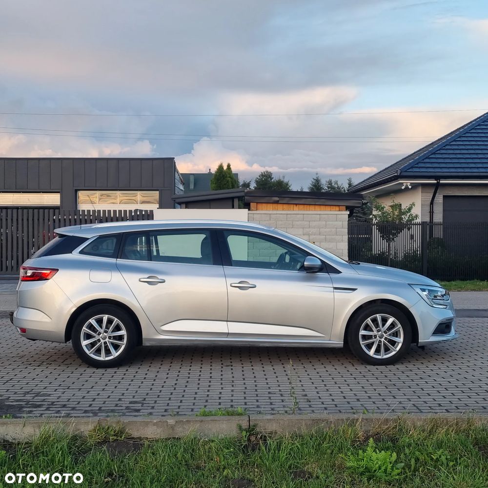 Renault Megane ENERGY TCe 100 LIFE - 4