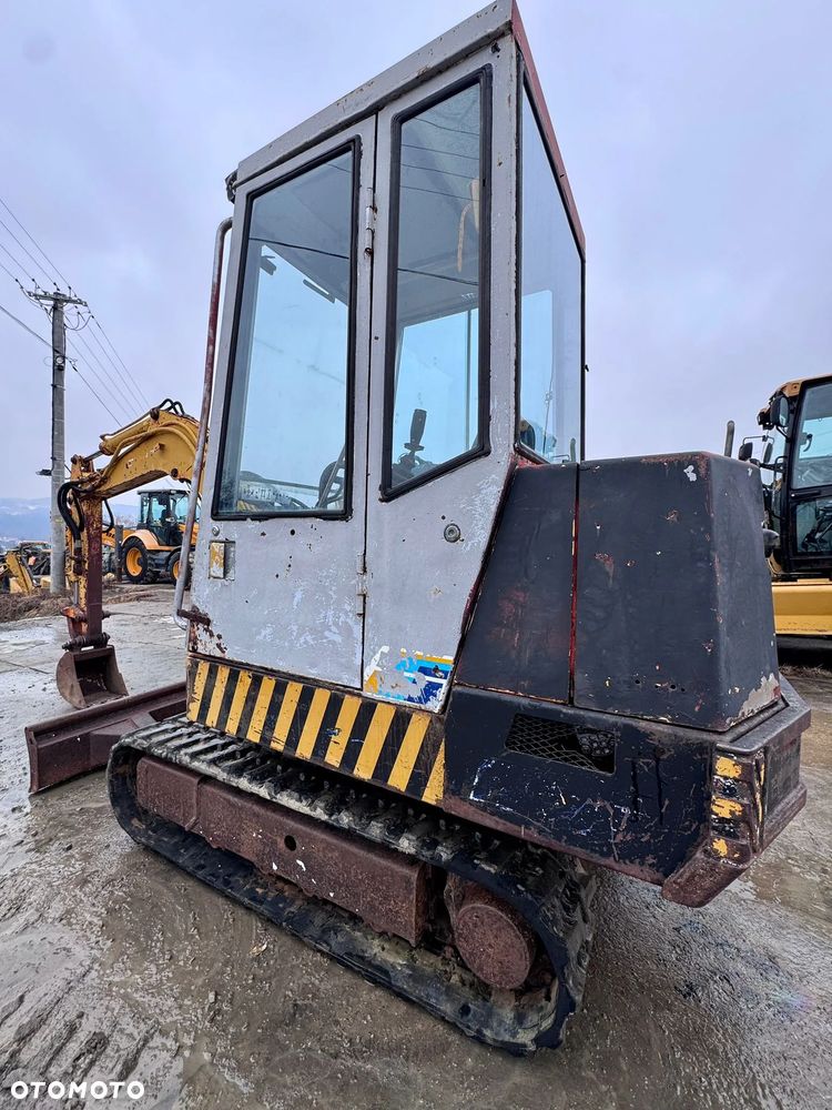 Takeuchi 3T* MINIKOPARKA TAKEUCHI 3T* - 3