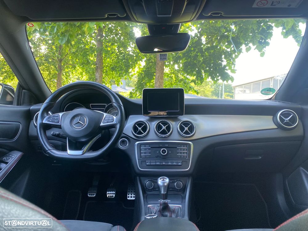 Mercedes-Benz CLA 200 d Shooting Brake AMG Line - 7