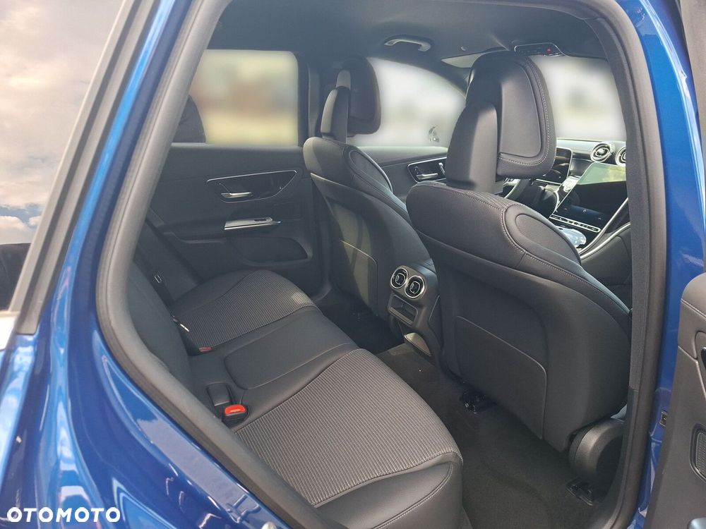 Mercedes-Benz GLC - 15