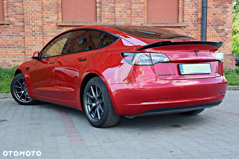 Tesla Model 3 Langstreckenbatterie Allradantrieb Dual Motor - 14