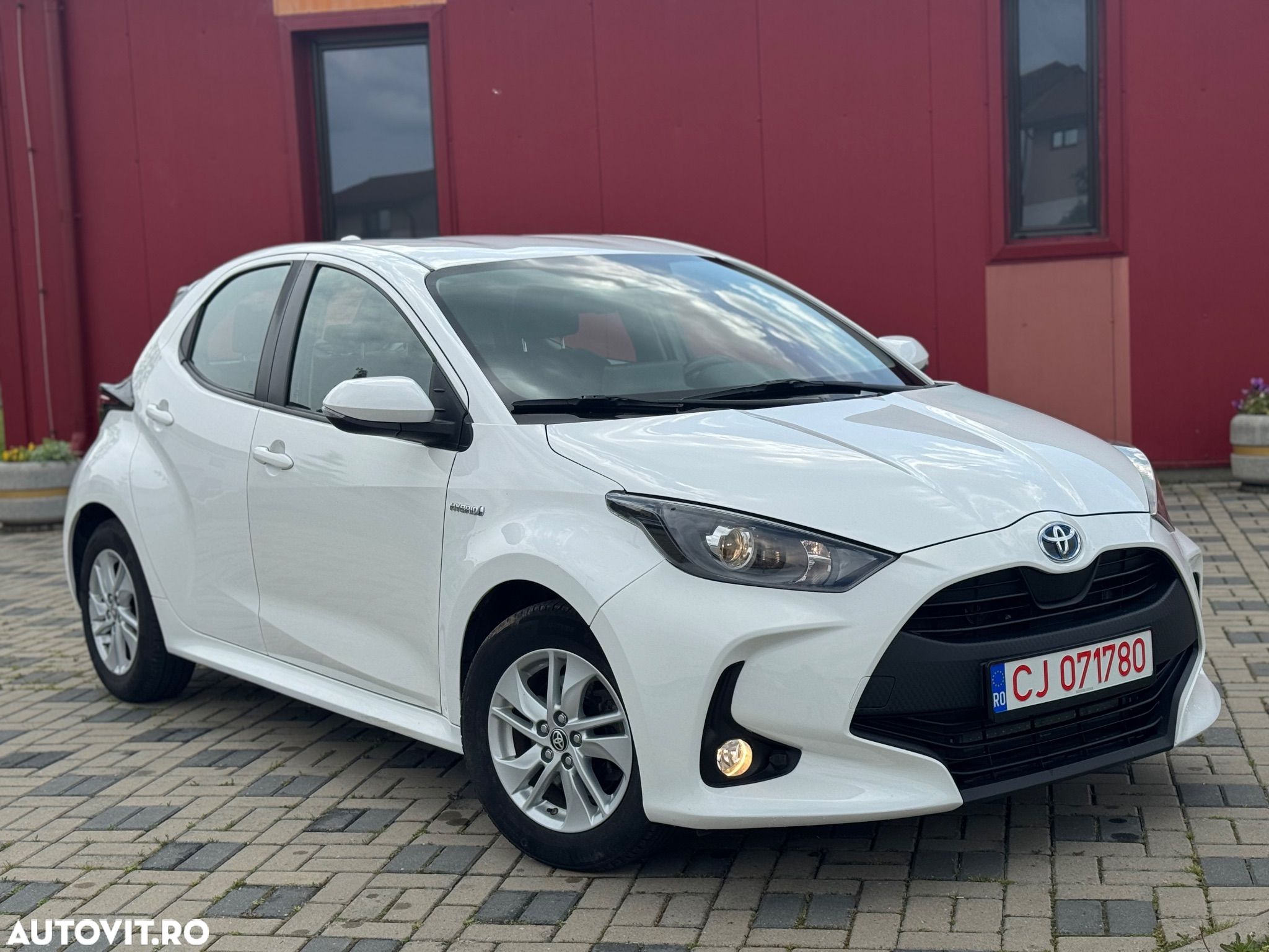 Toyota Yaris 1.5 116 CP HEV Dynamic - 1