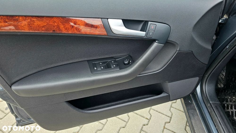 Audi A3 2.0 TDI DPF (DSG) S tronic Ambition - 30