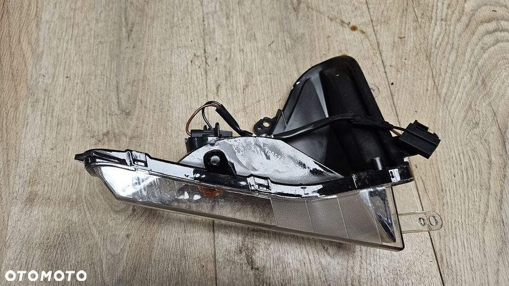 Kierunkowskaz Yamaha T-Max 530 - 8