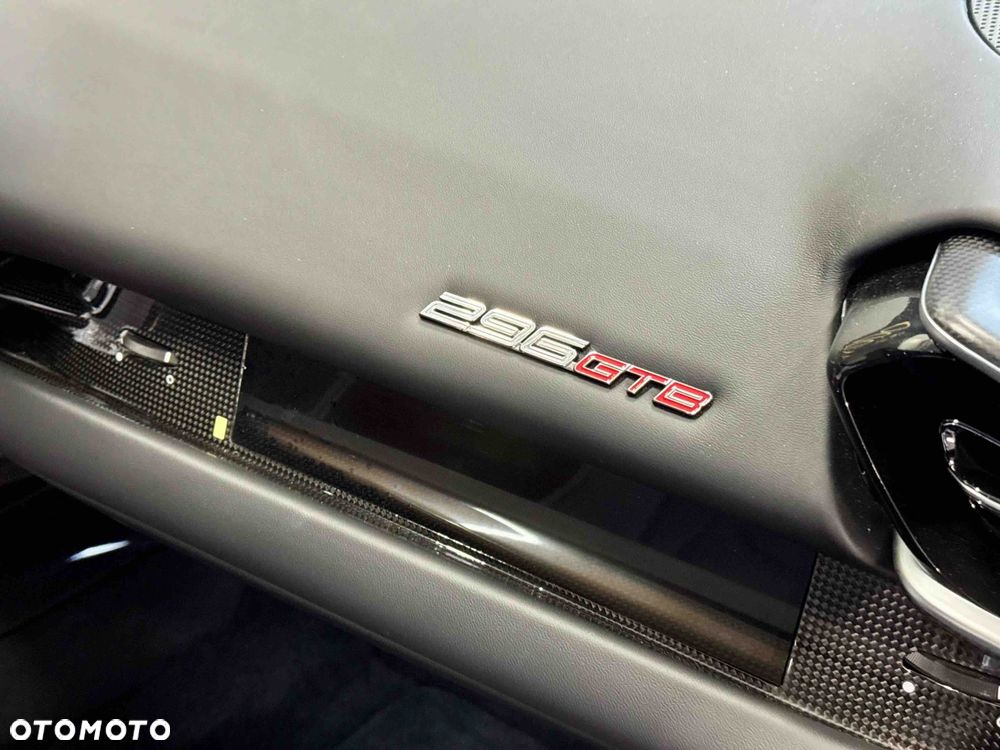 Ferrari 296 GTB - 25