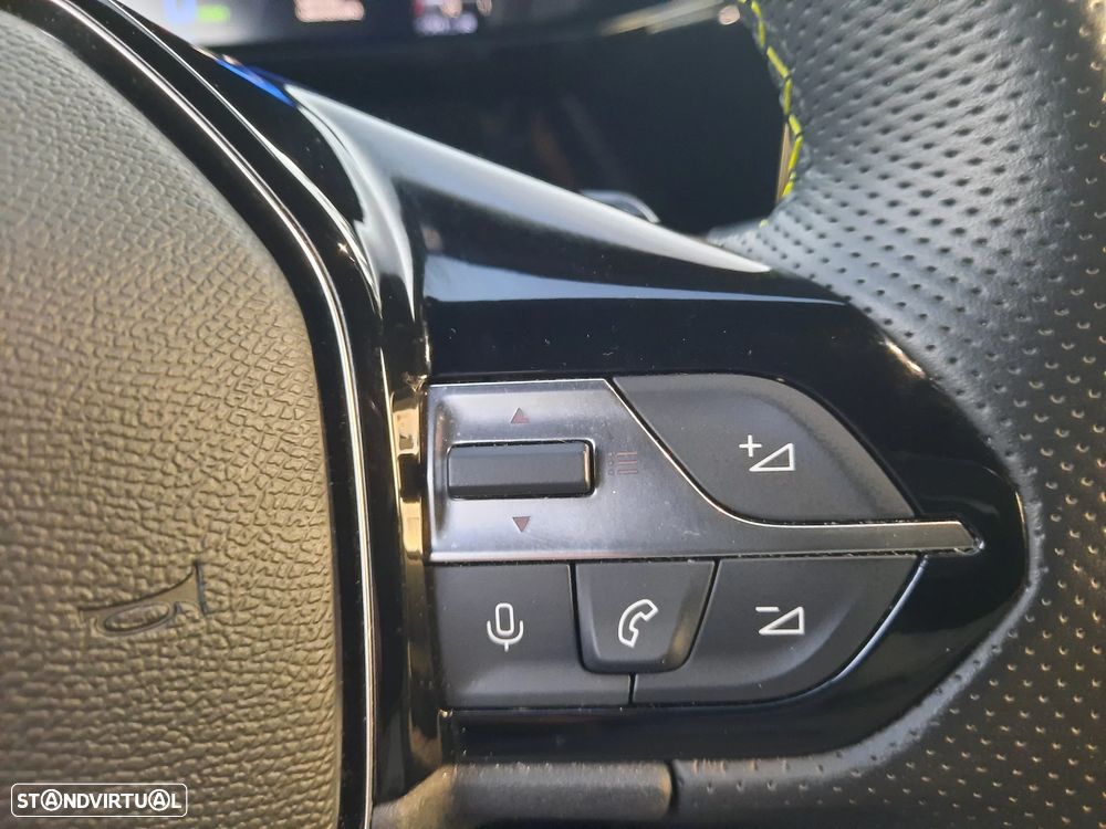 Peugeot 308 1.6 Hybrid GT Pack e-EAT8 - 48